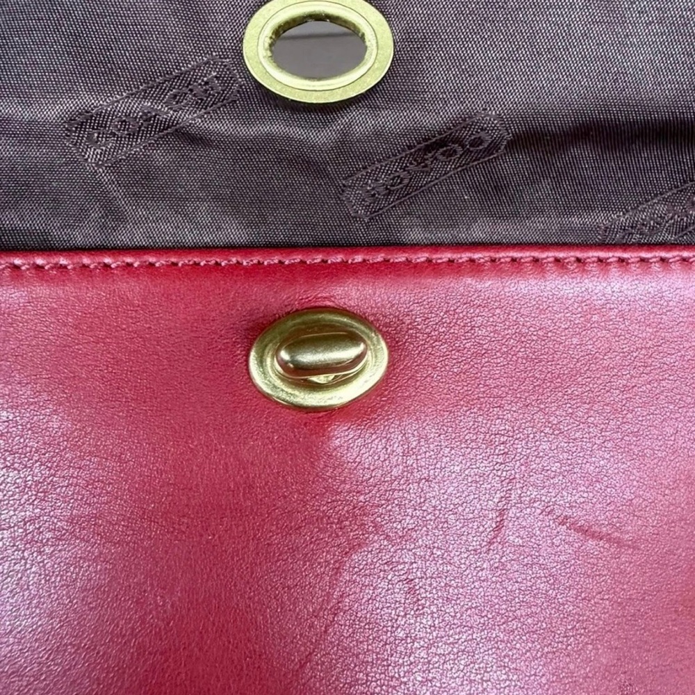 Coach Vintage Skinny Turnlock Wristlet - Picture 12 of 12
